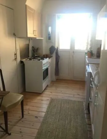 Apartment High Ceiling With Balcony *